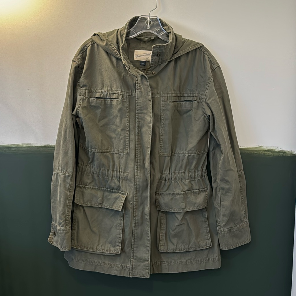 Small. Universal Thread. Oversized Jacket. Euc